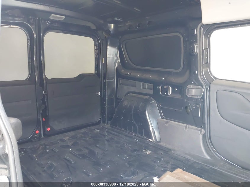 VIN ZFBERFAB2J6J77293 2018 RAM PROMASTER CITY TRADESMAN