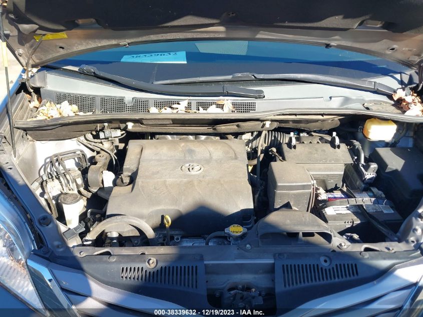 5TDYK3DC5FS624837 2015 TOYOTA SIENNA, photo no. 10