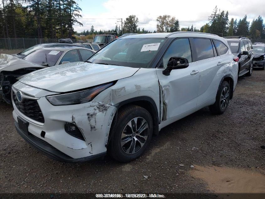 2023 TOYOTA HIGHLANDER HYBRID XLE - 5TDKBRCH7PS568925