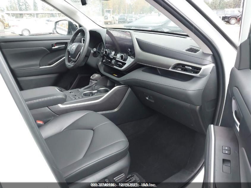 2023 TOYOTA HIGHLANDER HYBRID XLE - 5TDKBRCH7PS568925
