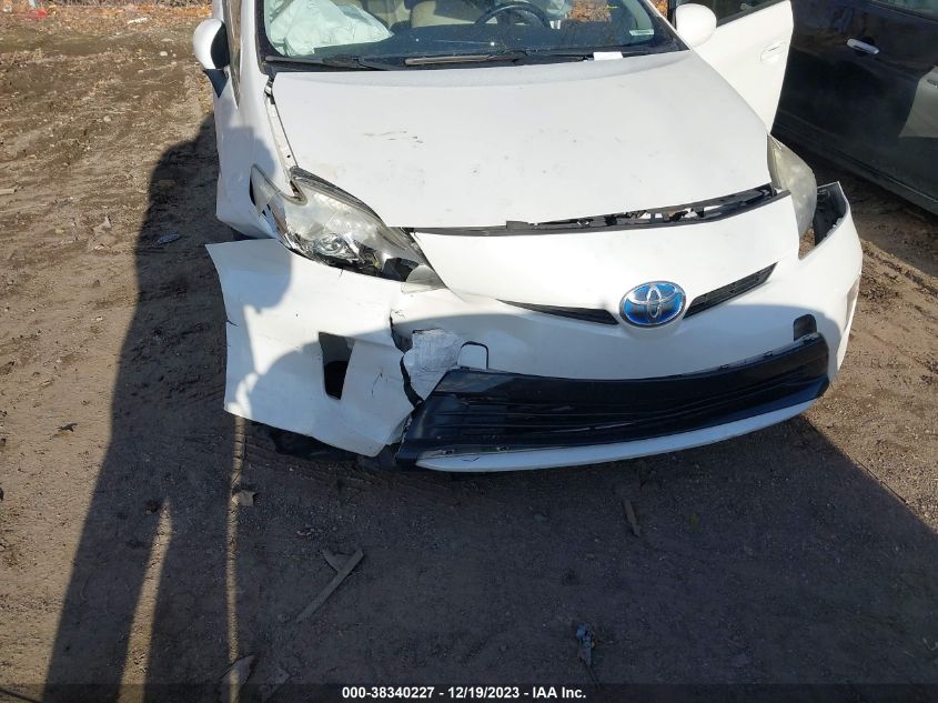 2013 TOYOTA PRIUS FOUR - JTDKN3DU5D5687011