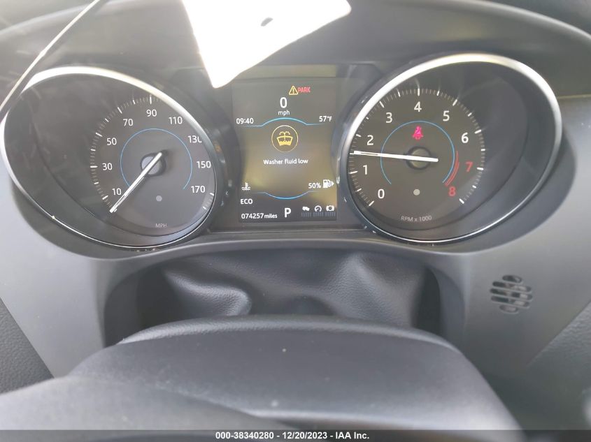 2018 JAGUAR F-PACE 25T PREMIUM - SADCJ2FX3JA290874