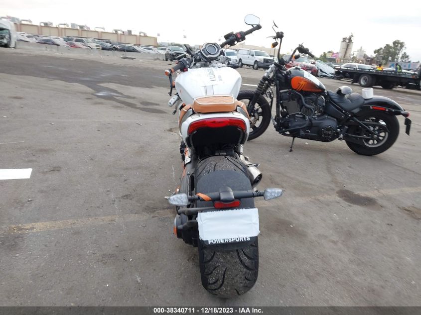 2022 TRIUMPH MOTORCYCLE ROCKET 3 R - SMTG11JX4NTAV7860