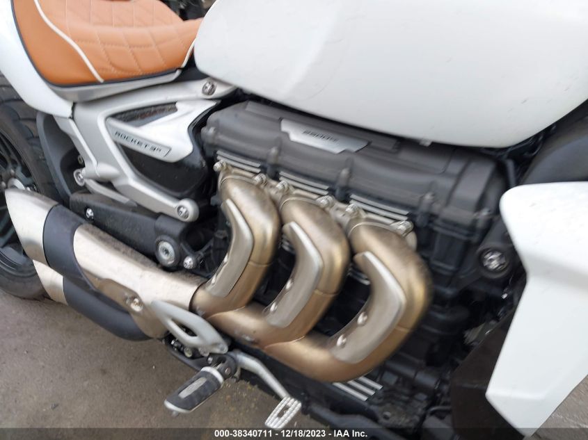 2022 TRIUMPH MOTORCYCLE ROCKET 3 R - SMTG11JX4NTAV7860