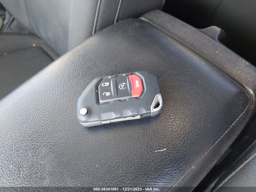 VIN 1C6JJTAG8LL165688 2020 JEEP GLADIATOR SPORT