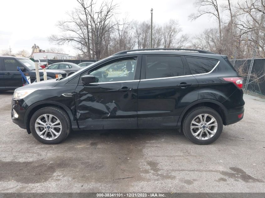 2017 FORD ESCAPE SE - 1FMCU9G92HUB54011