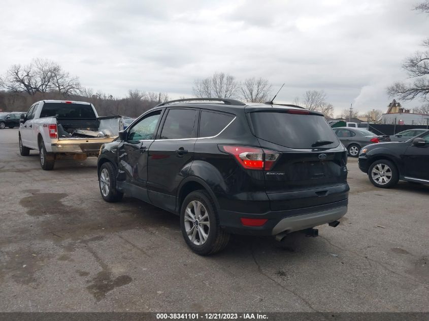 2017 FORD ESCAPE SE - 1FMCU9G92HUB54011