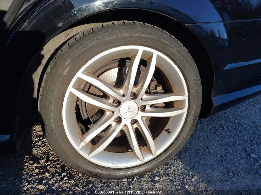 2013 MERCEDES-BENZ C 250 LUXURY/SPORT - WDDGF4HB2DA864435
