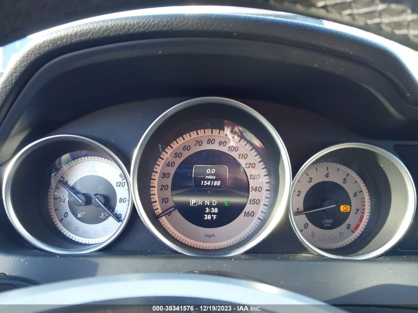 2013 MERCEDES-BENZ C 250 LUXURY/SPORT - WDDGF4HB2DA864435