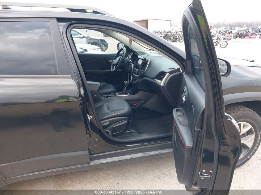 2016 JEEP CHEROKEE TRAILHAWK - 1C4PJMBS3GW105110