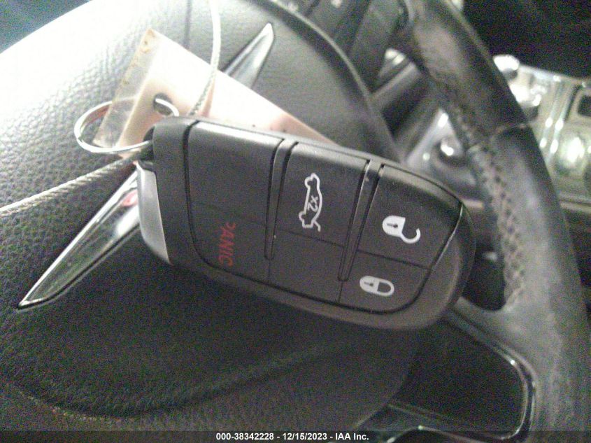 2015 CHRYSLER 200 S - 1C3CCCBGOFN689702