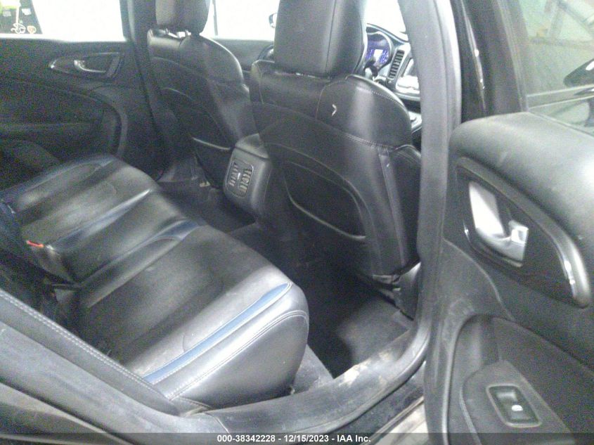 2015 CHRYSLER 200 S - 1C3CCCBGOFN689702