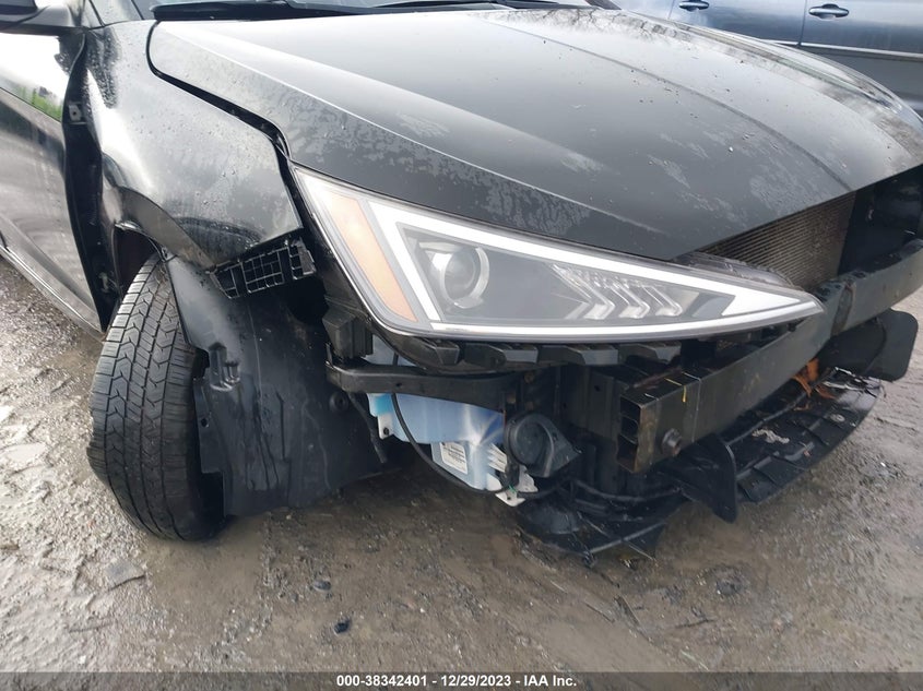 VIN KMHD74LF6KU781165 2019 HYUNDAI ELANTRA SE