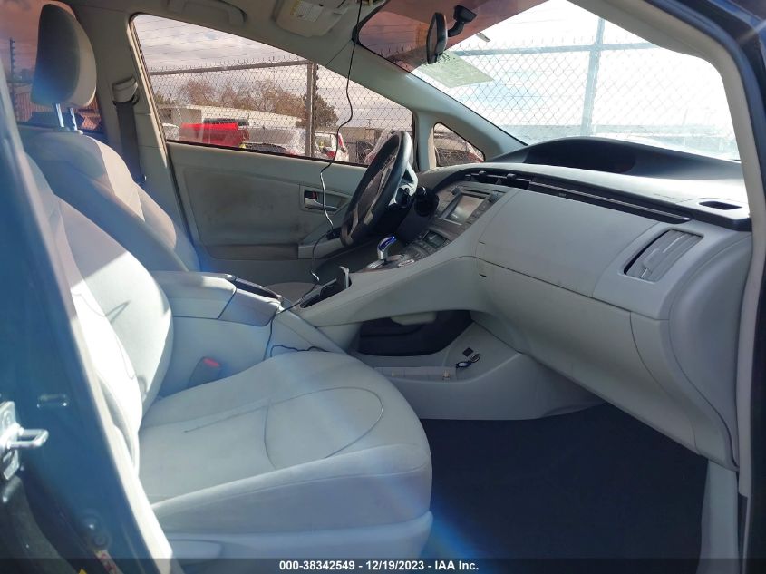 2014 TOYOTA PRIUS TWO - JTDKN3DU7E1759691