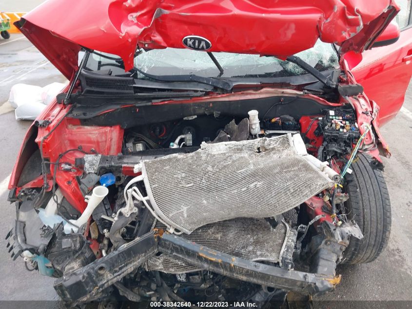 2015 KIA SOUL + - KNDJP3A58F7780860
