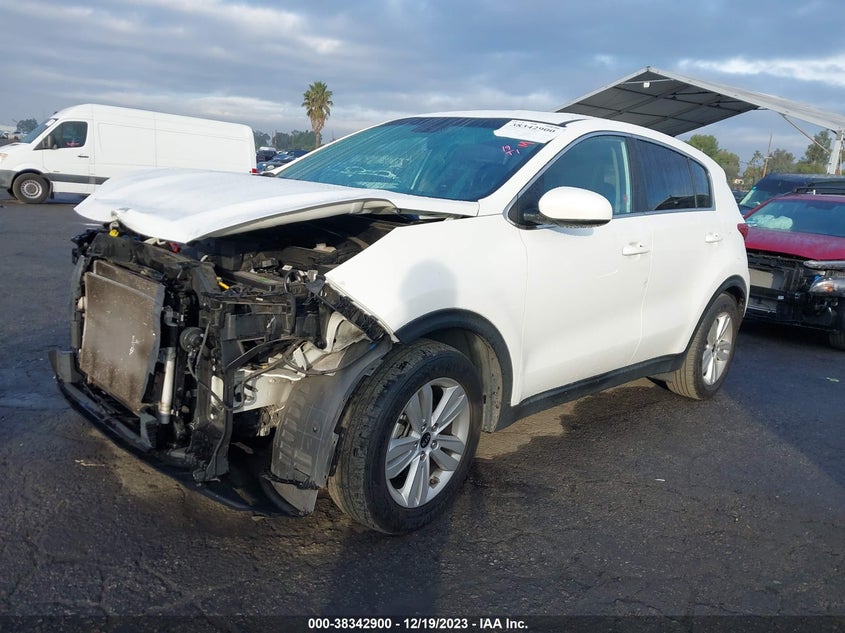 VIN KNDPM3AC6J7340310 2018 KIA SPORTAGE LX
