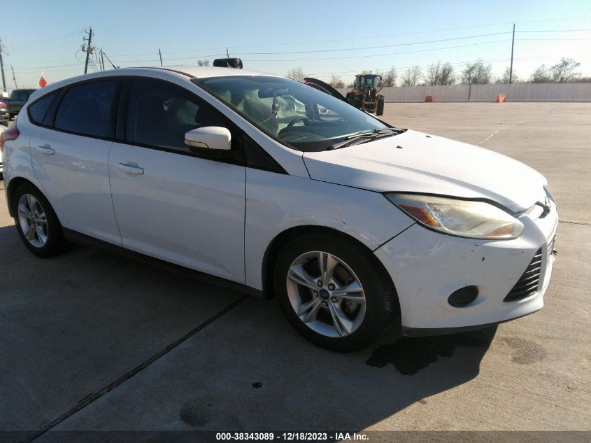 2014 FORD FOCUS SE - 1FADP3K23EL263916