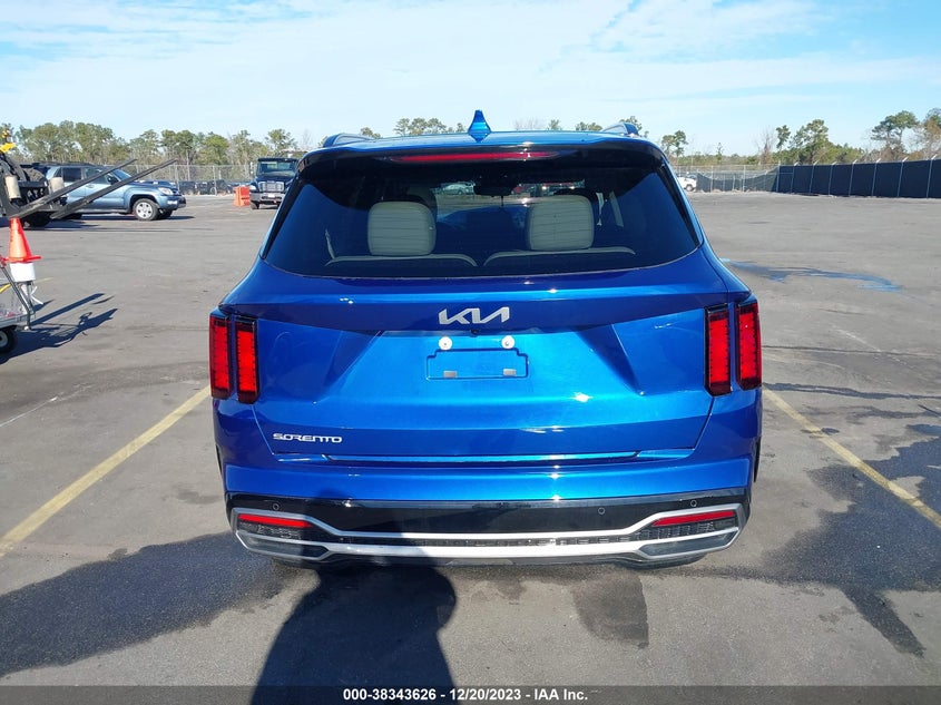 VIN 5XYRL4LC8PG166850 2023 KIA SORENTO S
