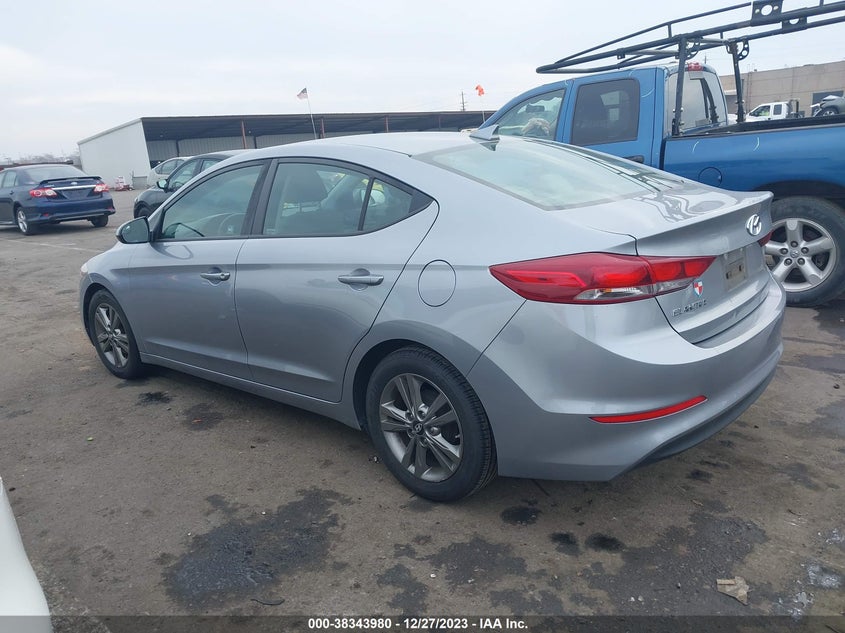 VIN 5NPD84LF3HH014944 2017 HYUNDAI ELANTRA SE