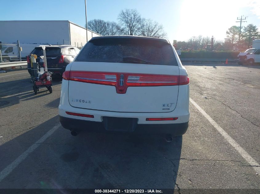 2013 LINCOLN MKT - 2LMHJ5AT6DBL55166