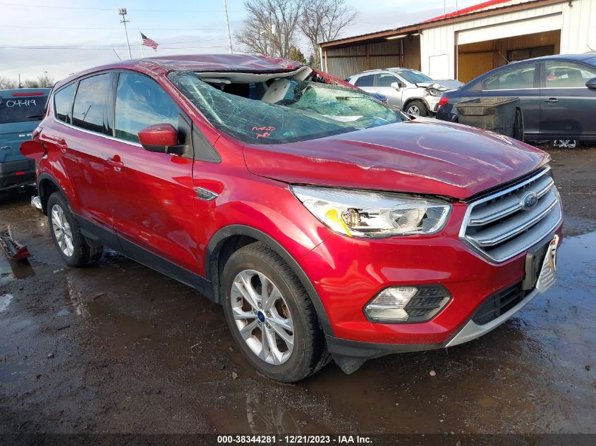 2017 FORD ESCAPE SE - 1FMCU0GD2HUD64740