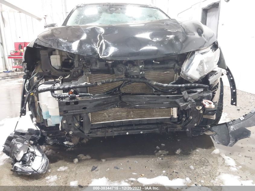2019 NISSAN ROGUE SV - 5N1AT2MV2KC770128