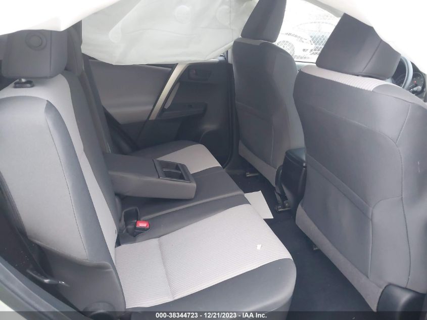 2015 TOYOTA RAV4 LE - JTMBFREV3FD125110