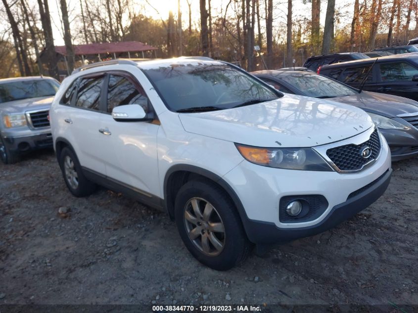 2013 KIA SORENTO LX - 5XYKT3A68DG383514