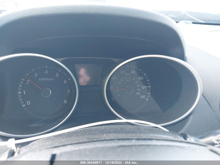 2015 HYUNDAI TUCSON SE - KM8JUCAG6FU952875