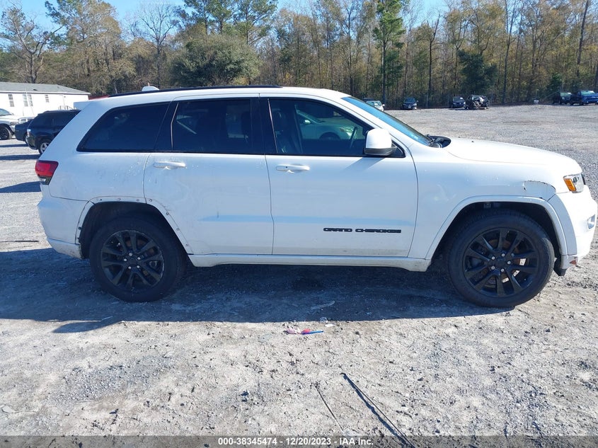 VIN 1C4RJEAGXHC707937 2017 JEEP GRAND CHEROKEE LAREDO