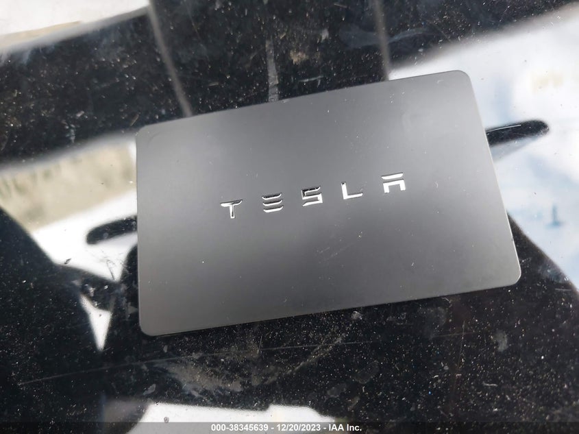 VIN 5YJ3E1EB6JF085329 2018 TESLA MODEL 3