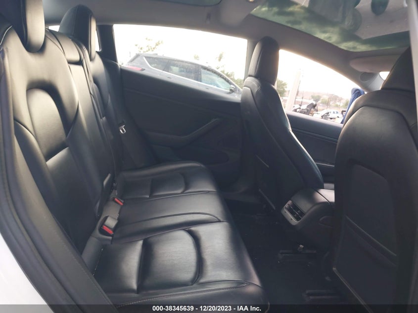 VIN 5YJ3E1EB6JF085329 2018 TESLA MODEL 3