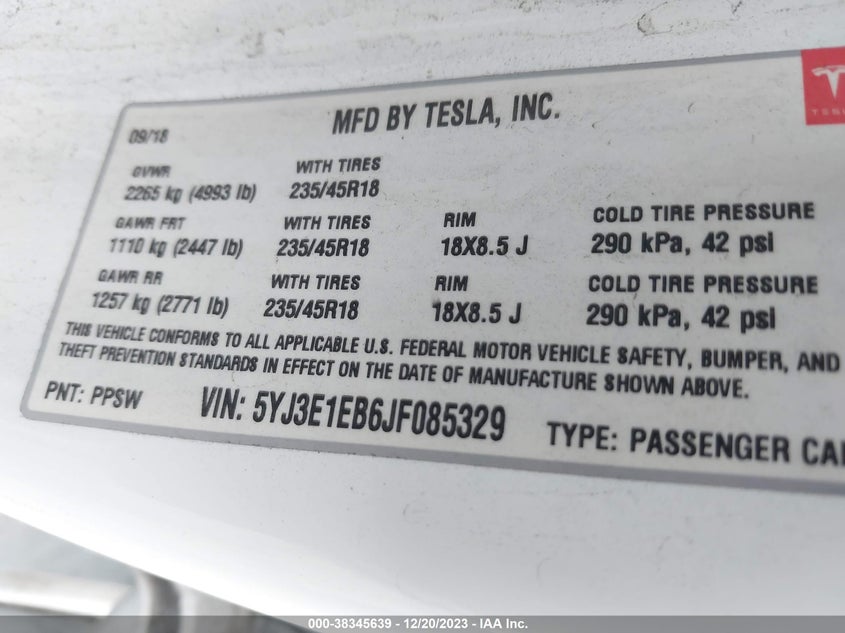 VIN 5YJ3E1EB6JF085329 2018 TESLA MODEL 3