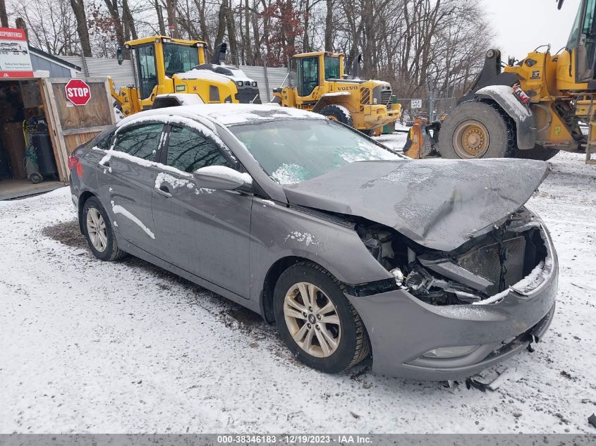 2013 HYUNDAI SONATA GLS - 5NPEB4AC2DH524212