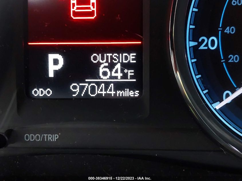 2017 TOYOTA COROLLA LE - 5YFBURHEXHP729027