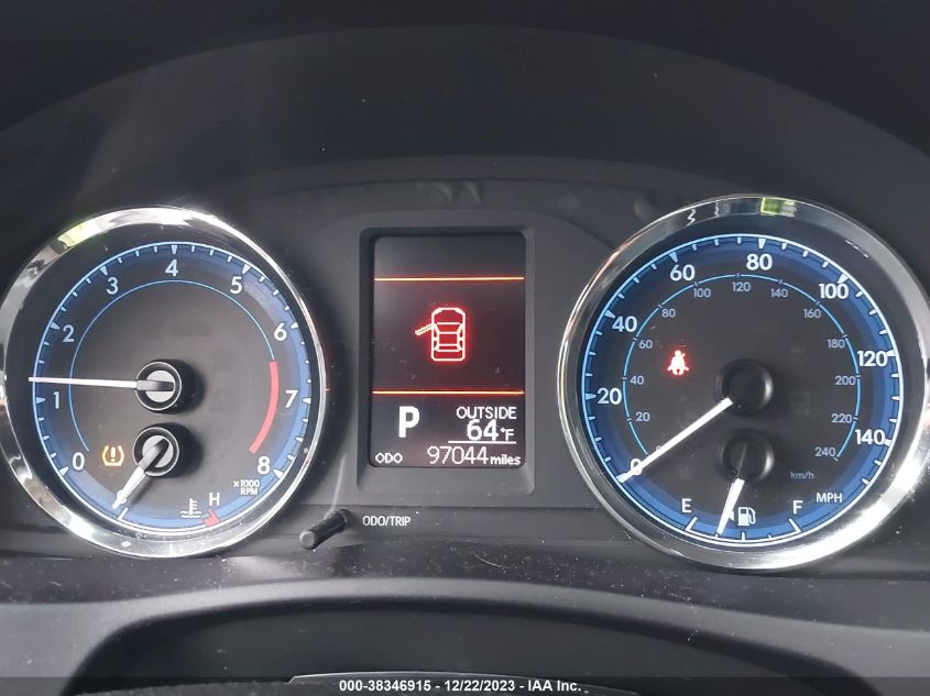 2017 TOYOTA COROLLA LE - 5YFBURHEXHP729027