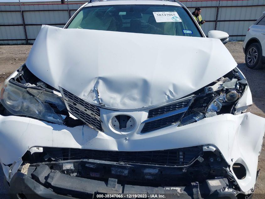 2015 TOYOTA RAV4 XLE - JTMWFREV9FJ039609