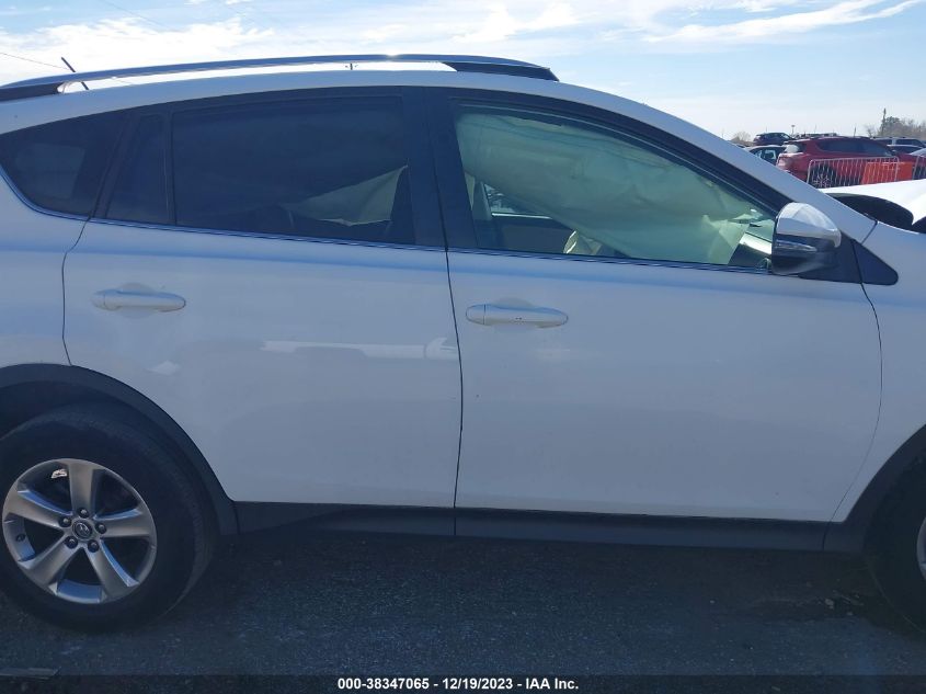 2015 TOYOTA RAV4 XLE - JTMWFREV9FJ039609