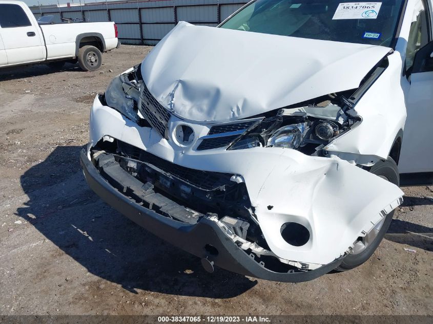 2015 TOYOTA RAV4 XLE - JTMWFREV9FJ039609