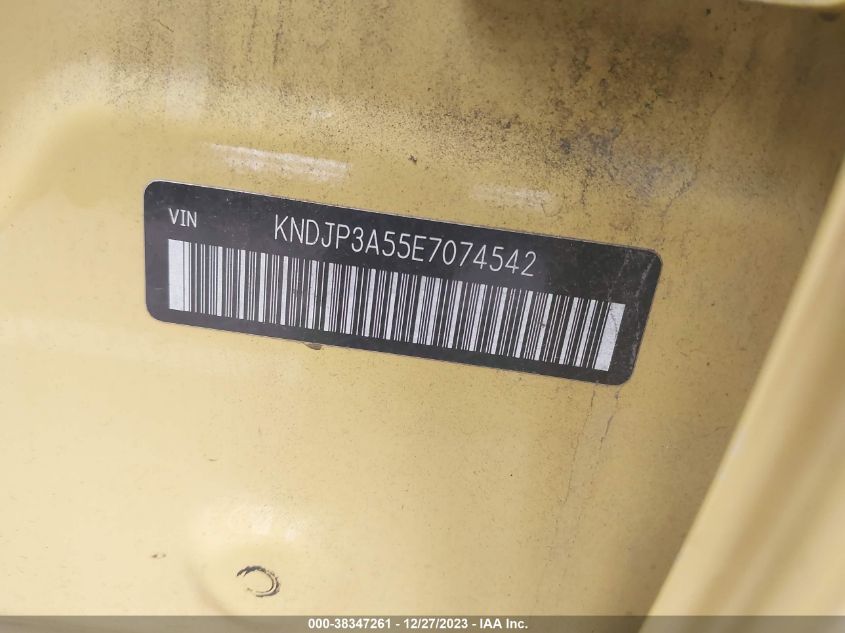 2014 KIA SOUL + - KNDJP3A55E7074542