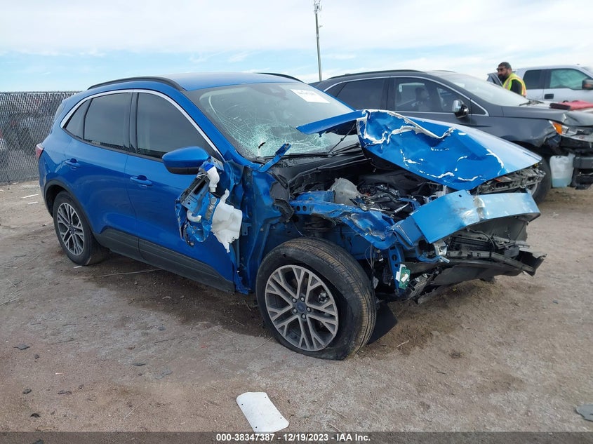 VIN 1FMCU0H62LUC05919 2020 FORD ESCAPE SEL