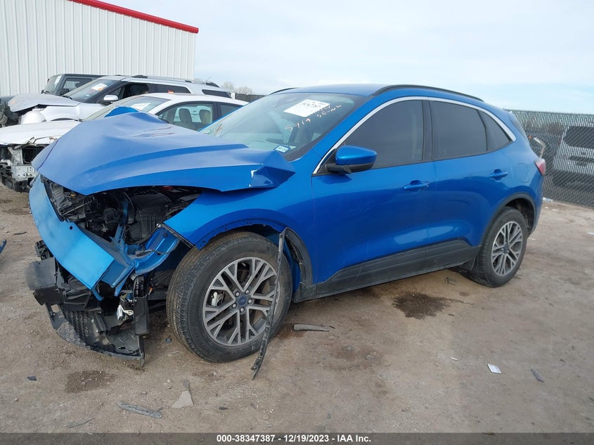 VIN 1FMCU0H62LUC05919 2020 FORD ESCAPE SEL