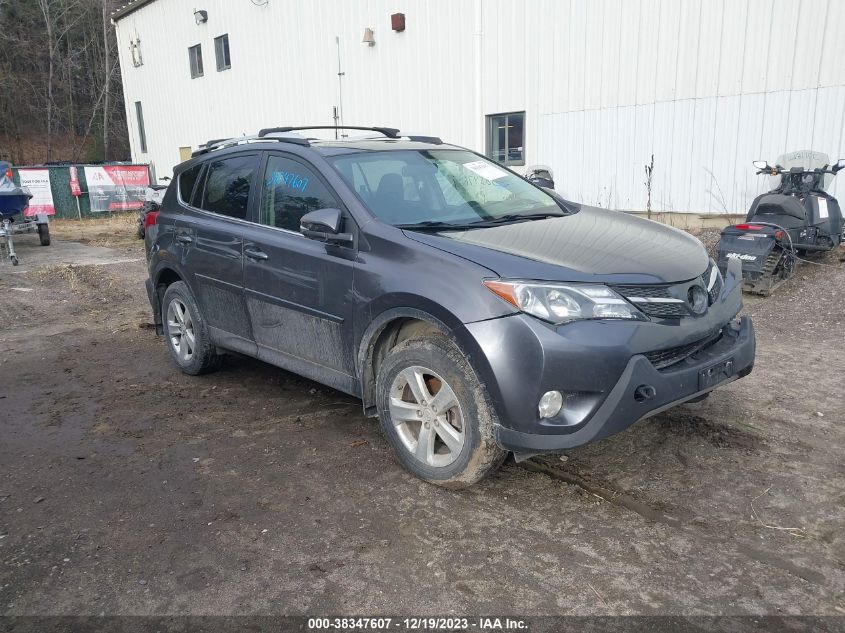 2014 TOYOTA RAV4 XLE - JTMRFREV5EJ010572