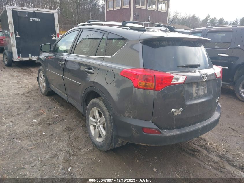 2014 TOYOTA RAV4 XLE - JTMRFREV5EJ010572