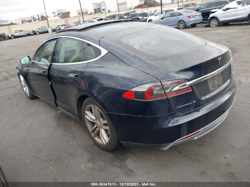 2013 TESLA MODEL S - 5YJSA1CG8DFP03647