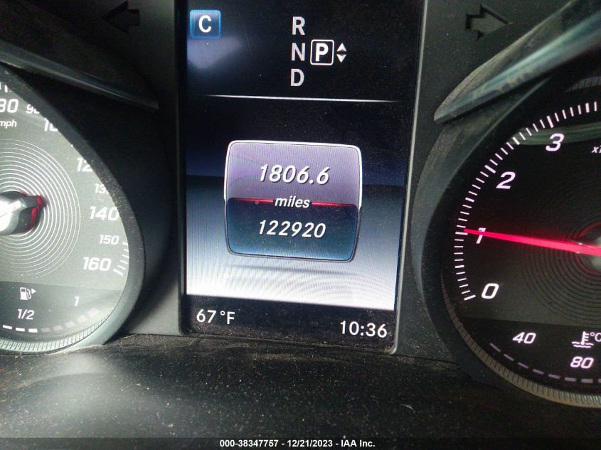 2015 MERCEDES-BENZ C 300 LUXURY/SPORT - 55SWF4JB3FU045782