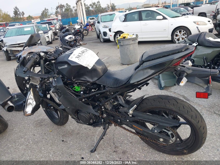 VIN JKAEXKH13PDAP2689 2023 KAWASAKI EX400