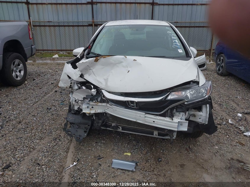 VIN 3HGGK5H48LM722879 2020 HONDA FIT LX