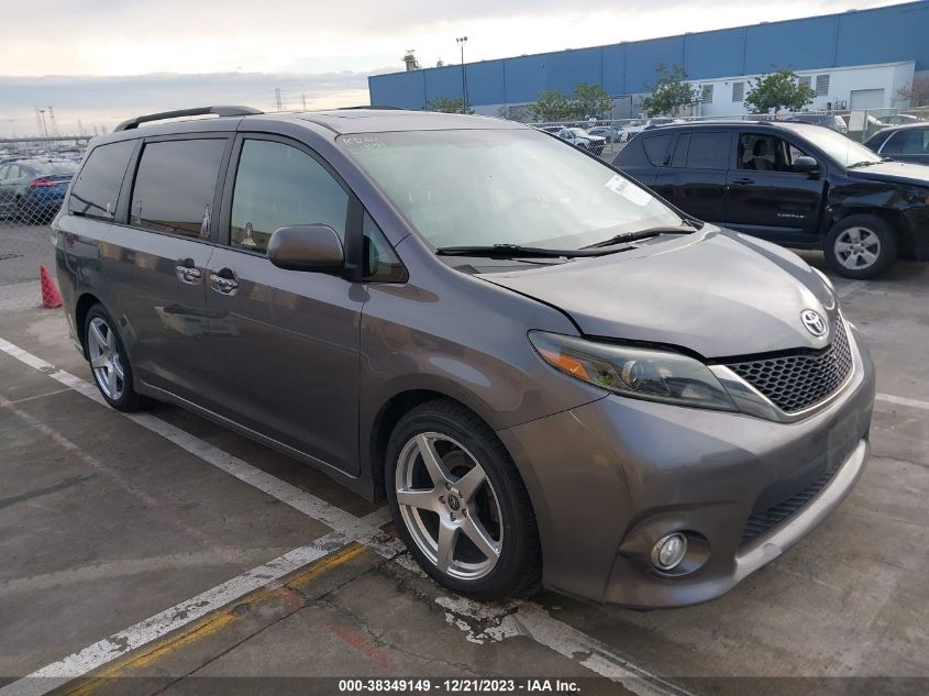 5TDXK3DC4FS689920 2015 TOYOTA SIENNA - Image 1