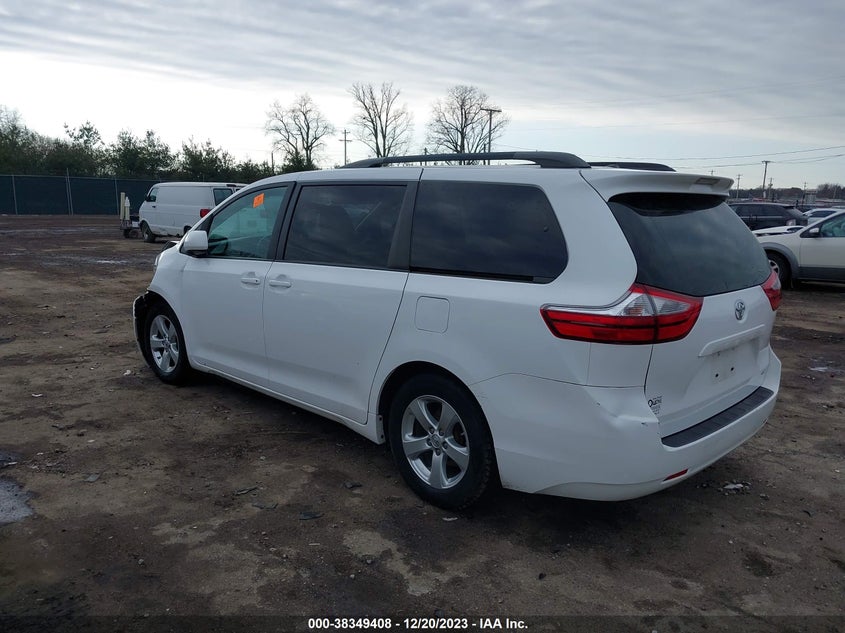 VIN 5TDKZ3DC1HS830497 2017 TOYOTA SIENNA LE